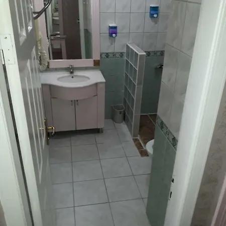 Antik Готель